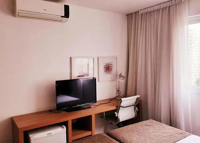 Ape Na Barra, Ao Lado Do Parque Olimpico, Jeunesse Arena, Ar, Wi Fi, Tv A Cabo, Microondas